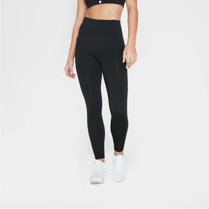 Senita pocket skin fabric leggings with pockets XS